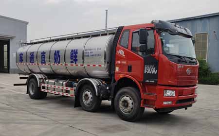 長春解放HTN5253GNY型鮮奶運(yùn)輸車